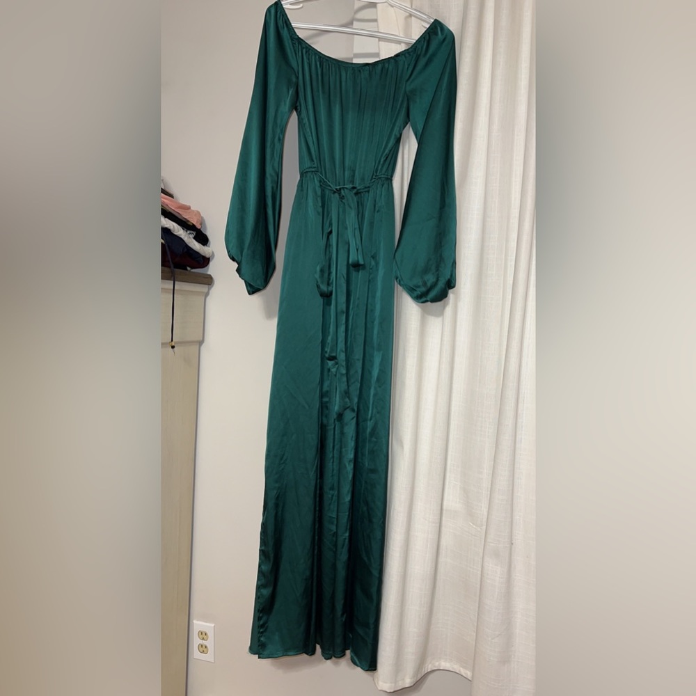 Baltic Born Size Medium Emerald Green Satin Balloon Sleeve Maxi Dress - Picture 3 of 5